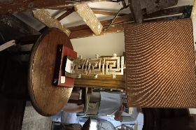 Decorative figure lamp